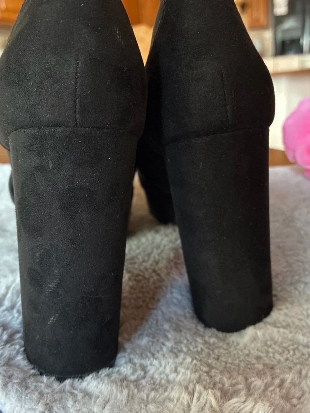 Women’s Black Chain-Accent Loafers - Slip-On Comfort